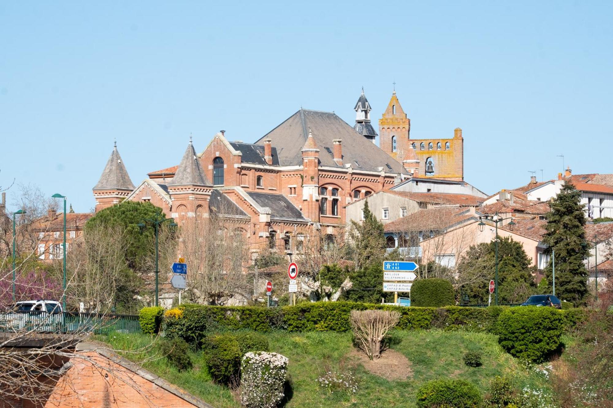 Evasions-Escapade, Centre-Ville, Gare Auterive  Exterior photo